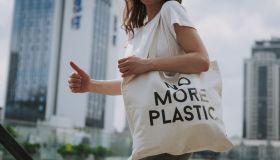 10 modi per ridurre il consumo di plastica monouso
