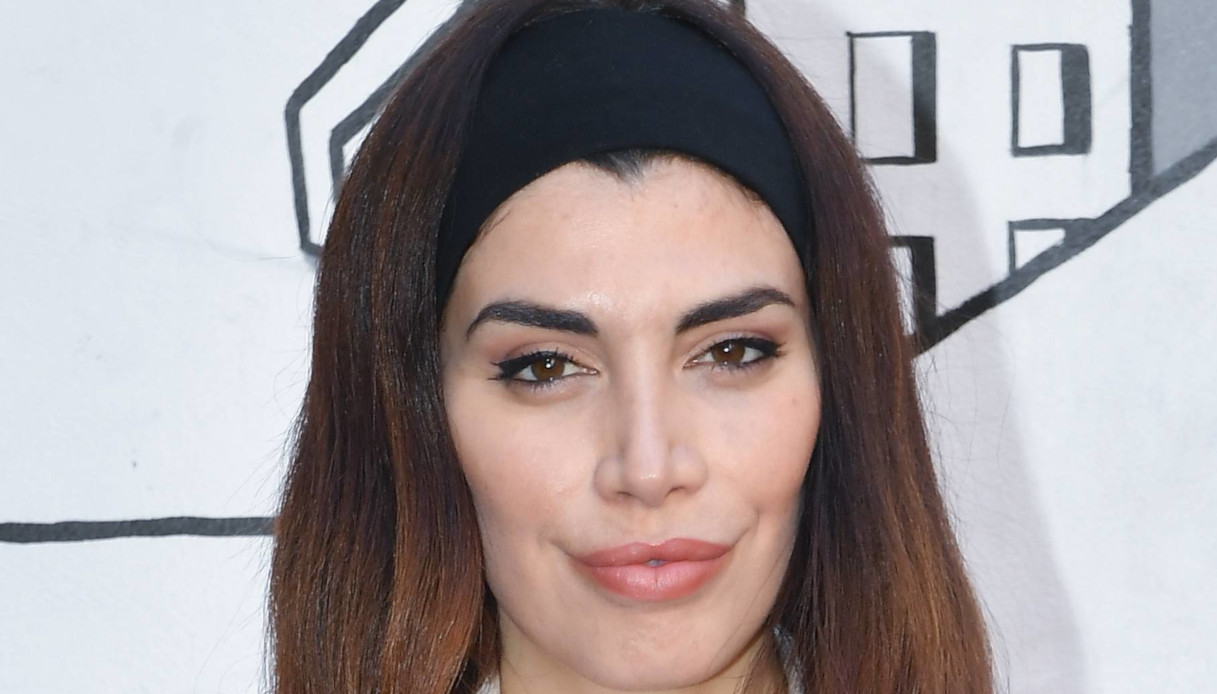 Perché è famosa Fabrizia Santarelli, la nuova naufraga dell’Isola dei Famosi