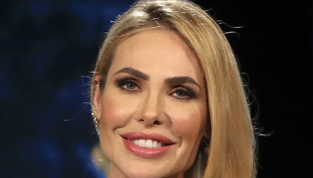 Isola dei Famosi, lo show si allunga: quando va in onda la finale