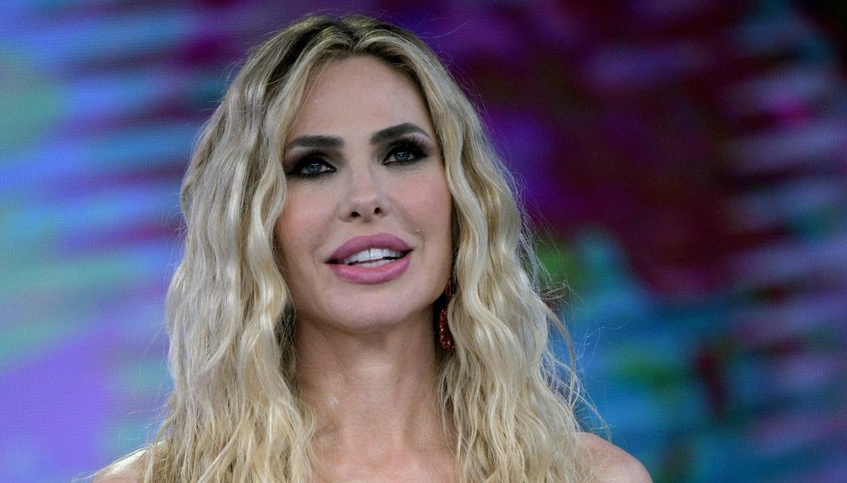 Isola, un’ex verso l’Honduras: la proposta di Ilary Blasi lascia senza parole