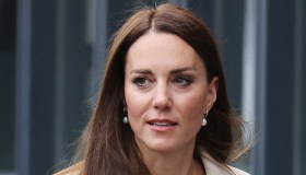 Kate Middleton, prove da Regina ma il look è un errore fatale