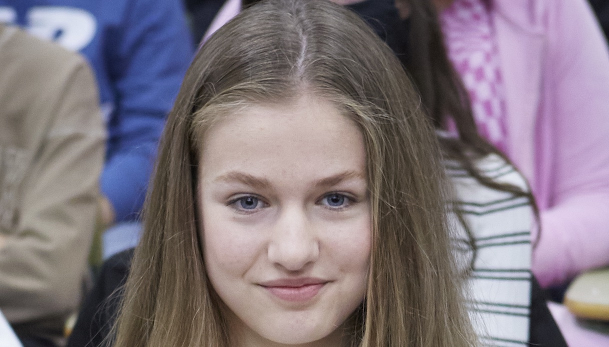 Letizia di Spagna, Leonor è cresciuta: il misterioso fidanzato alla festa di famiglia
