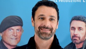 Don Matteo 13 da record, Don Massimo sbanca e il finale fa piangere