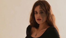 Carlotta Bertotti a Oggi è un altro giorno, chi è la modella icona della body positivity