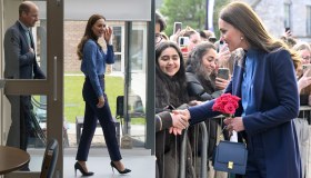 Kate Middleton, il perfetto look navy per la primavera