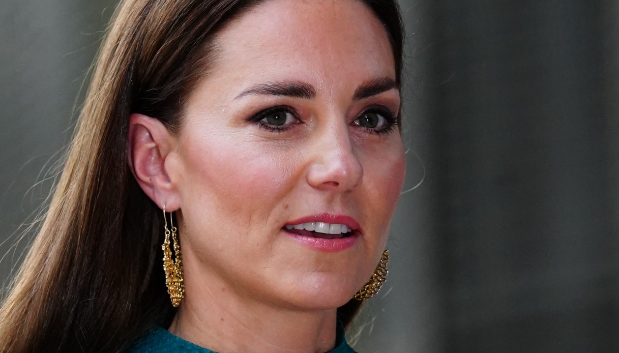 Kate Middleton in pena per i figli: non saranno mai come gli altri bambini