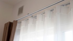 Come lavare le tende in lavatrice senza stropicciarle