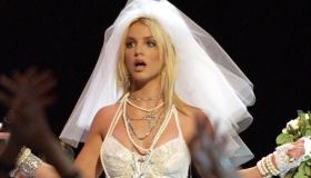 Le nozze di Britney Spears, tra ospiti vip, trovate trash e imprevisti