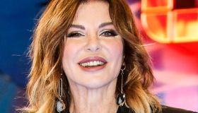 “Fiera della mia età”: Alba Parietti in bikini su Instagram celebra la bellezza senza filtri