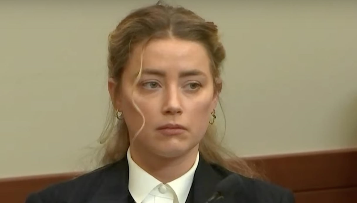 “Lo amo ancora”: Amber Heard torna a parlare di Johnny Depp dopo il processo