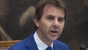 Terremoto Tg1, perché Giorgino, D’Aquino e Chimenti sono stati rimossi dal serale