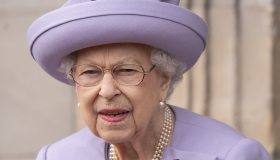 La Regina vola in Scozia, ma un dettaglio torna a far preoccupare per la sua salute