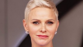 Charlene di Monaco torna al lavoro e con Alberto si vendica di tutto