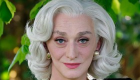 Sanremo 2023, Amadeus vuole ancora Drusilla Foer