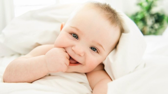 Frasi per la nascita di un nipote: gli auguri e i pensieri più dolci