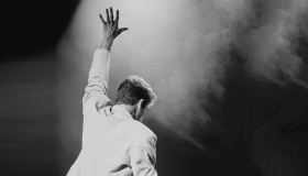 George Michael: tormento, amore, e genio di un uomo che amava essere libero