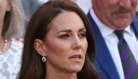 Kate Middleton osa di nuovo con i pois. George per la prima volta a Wimbledon