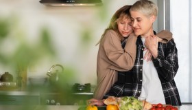 E se mia moglie mi tradisce con la sua migliore amica?