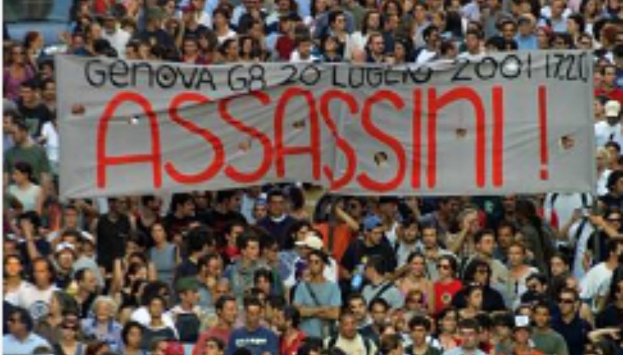 Manifestazione contro i fatti di Genova