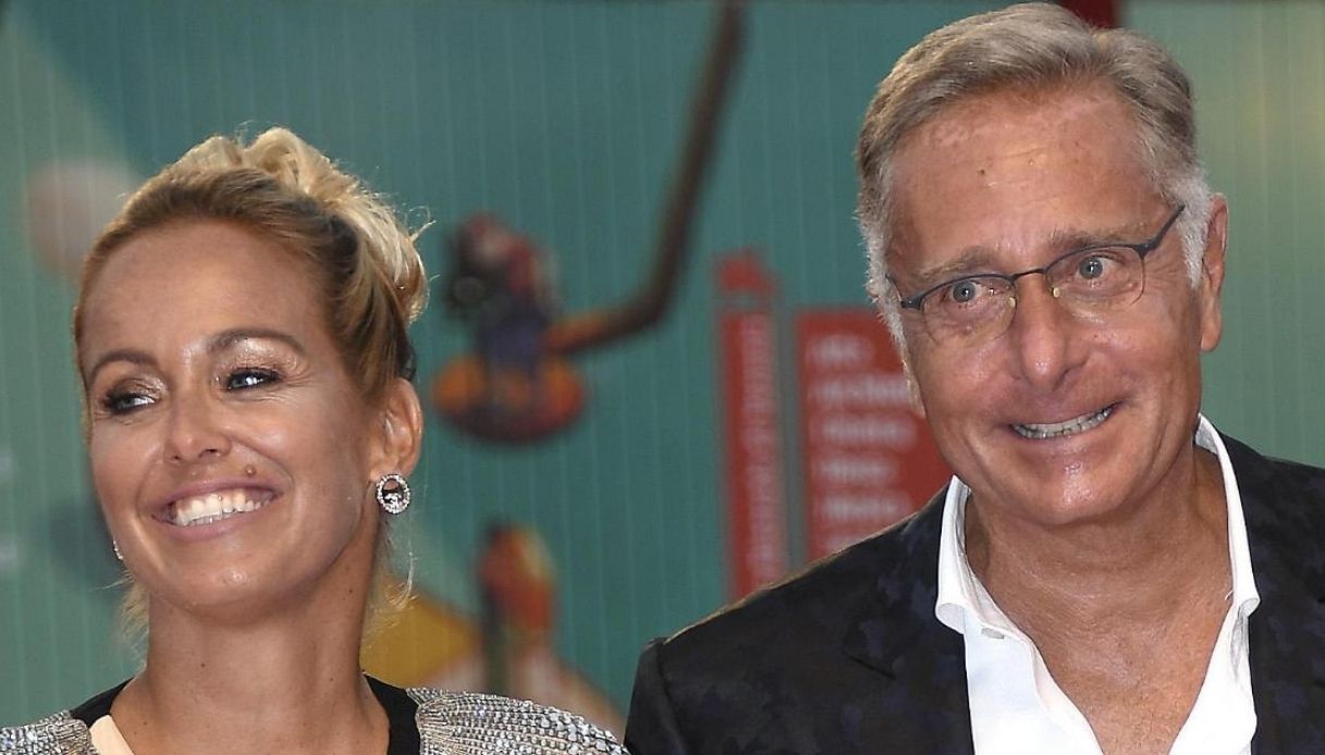 Sonia Bruganelli e Paolo Bonolis, matrimonio in crisi? La loro risposta