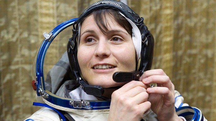 AstroSamantha, la prima donna europea a camminare nello spazio