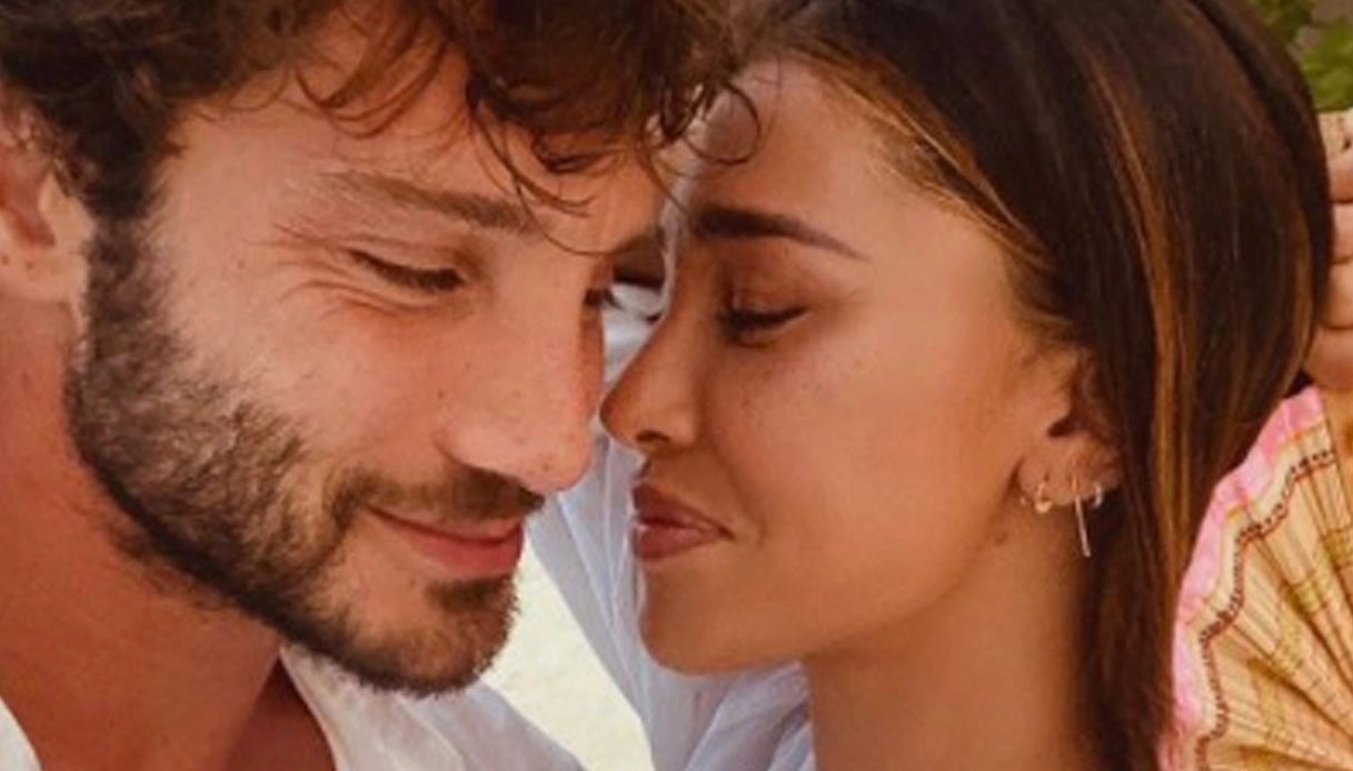 Belen, mamma Veronica la difende: la foto di De Martino su Instagram è amore puro