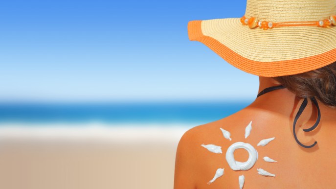 Melanoma, come evitare il rischio con la corretta esposizione al sole