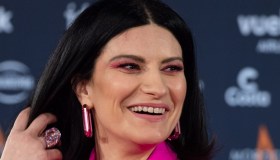 Laura Pausini fuori controllo e ubriaca: “Vi avevo detto di essere astemia”