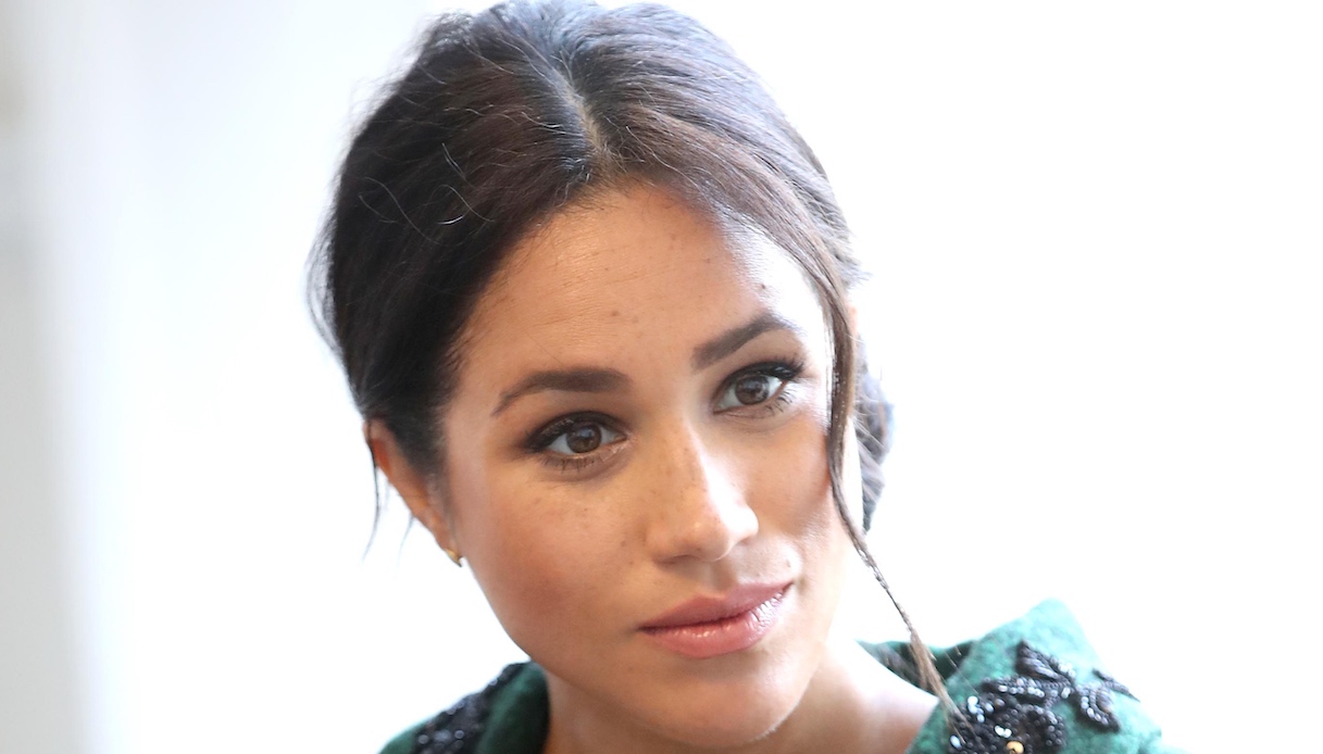 Meghan Markle, la Regina la mette a tacere: l’indagine sarà privata