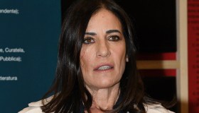 “Ignoranza, omofobia”: Paola Turci insultata per le nozze con Francesca Pascale