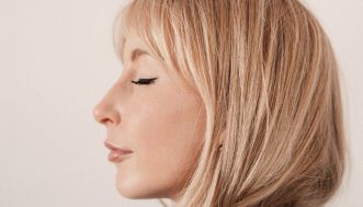 Protezione solare: perché è importante usarla se sei giovane