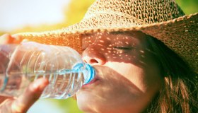 Estate: 10 mosse per sconfiggere il caldo a partire dall’alimentazione