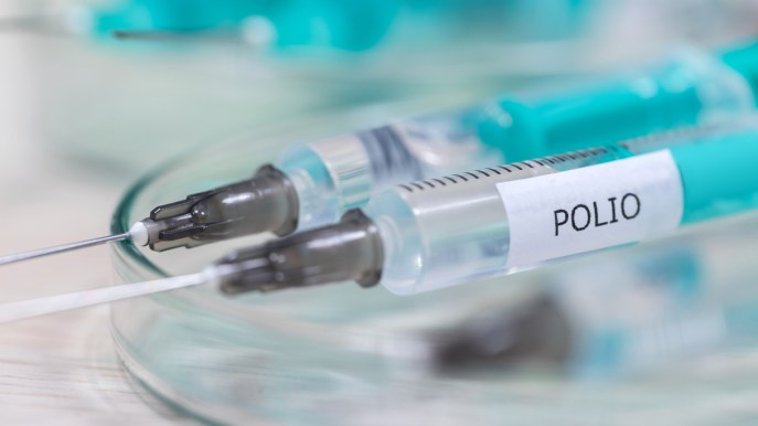 Poliomielite: cos’è, come si manifesta e come si previene