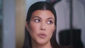 Kourtney Kardashian incinta? La foto che alimenta i dubbi