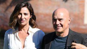 Luisa Ranieri splendida in costume, le rare foto su Instagram con Luca Zingaretti