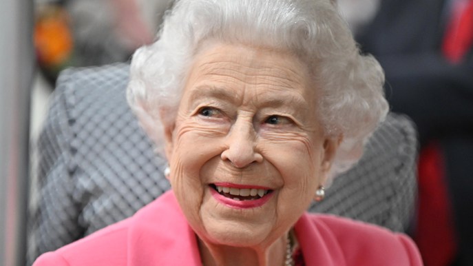 “La Regina morirà nel 2022, all’età di 96 anni”: il libro su Nostradamus è record di vendite in Uk