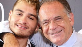 Chi è Simone Antolini, il nuovo compagno di Alessandro Cecchi Paone