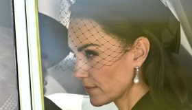 Kate Middleton e Meghan Markle, separate al corteo funebre. William e Harry di ghiaccio