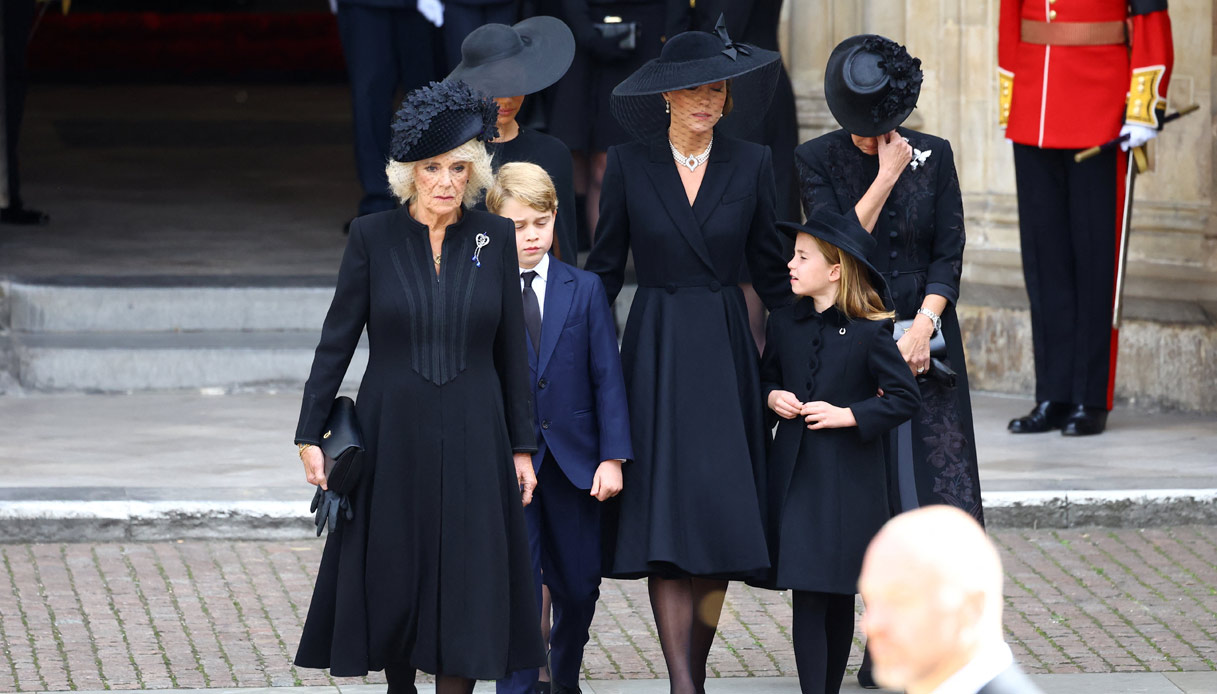 Camilla Kate Middleton George Charlotte funerali regina Elisabetta