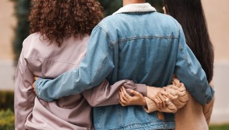 5 cose da sapere prima di iniziare una relazione poliamorosa