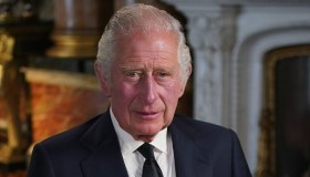 Re Carlo commosso: “Raggiungi il mio amato papà”. Le sue parole per Elisabetta