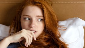 Ho visto il mio ragazzo che baciava un’altra. Cosa faccio?