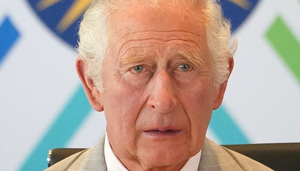 Re Carlo promuove Anna e Edoardo: la punizione per Andrea e Harry