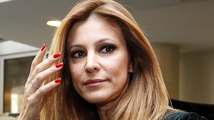 Adriana Volpe in tribunale contro l’ex marito: “Ho vissuto nel panico”