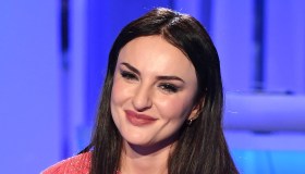 “Amici 22”, Arisa ballerina per un giorno: la prova di sensualità con Todaro