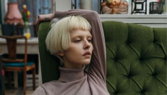 Come applicare il rossetto in base al finish: trucchi e consigli