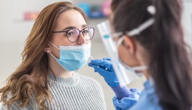 Covid e influenza, i consigli per affrontare il “doppio virus”