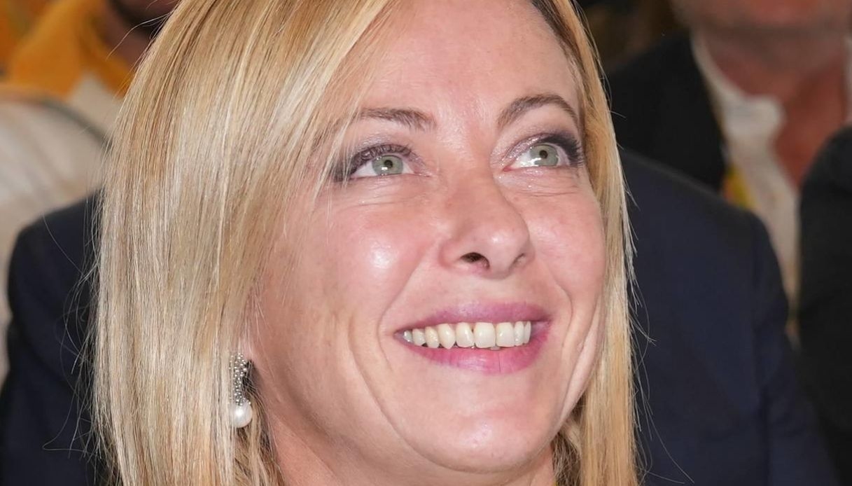 Giorgia Meloni, cosa ha regalato ai neo eletti