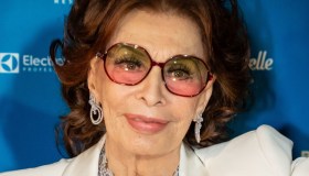 Sophia Loren, arrivo con “incidente d’auto”: apre il ristorante che porta il suo nome