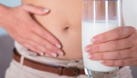 Intolleranza al lattosio: cos’è, sintomi, come si diagnostica